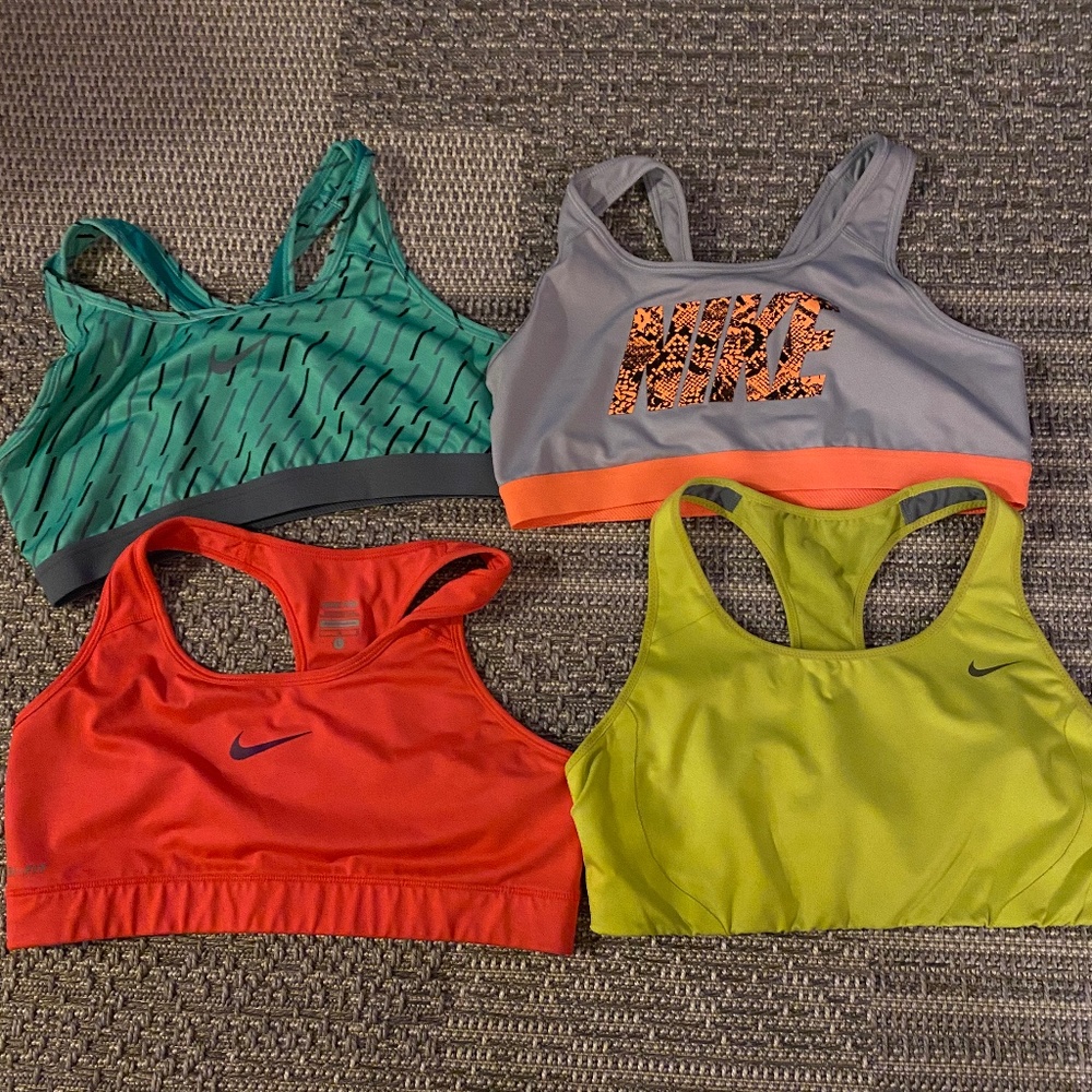 Nike sports bras - set of 4 (size L)